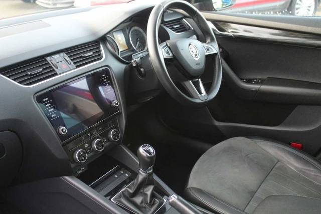 2019 Skoda Octavia 1.5 TSI (150ps) SE L Hatchback
