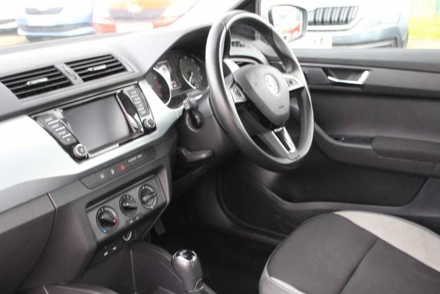 2017 Skoda Fabia 1.2 TSI (110ps) SE Auto/DSG 5 Door Hatchback