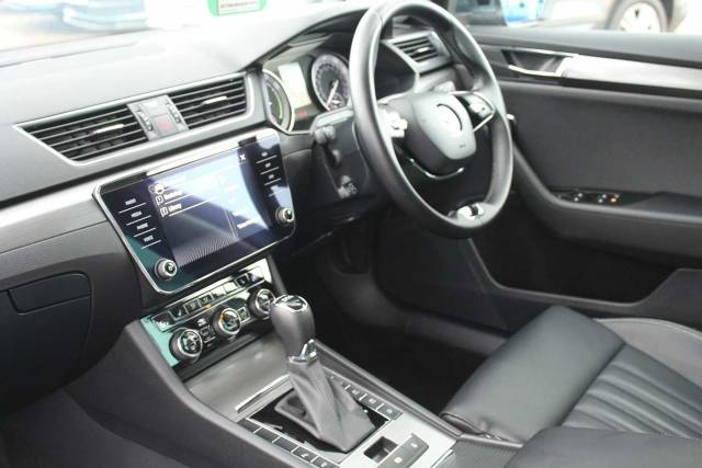 2021 Skoda Superb 1.4 TSI (218ps) SE L Plug-In Hybrid Auto/DSG Hatchback