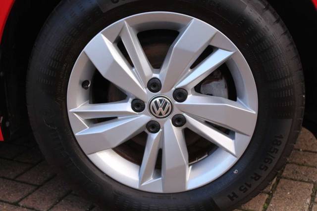 2018 Volkswagen Polo 1.0 TSI (95ps) SE Mark 6 Hatchback