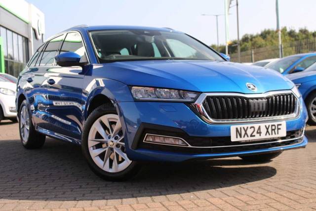 Skoda Octavia Estate 1.4 TSI 150ps SE L iV DSG Estate Hybrid Race Blue