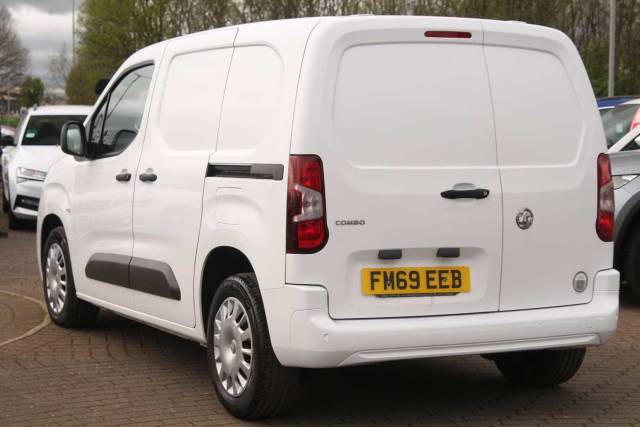 2020 Vauxhall Combo Cargo 1.2 Turbo (110PS)(EU6d) Sportive 2000 L1H1 P