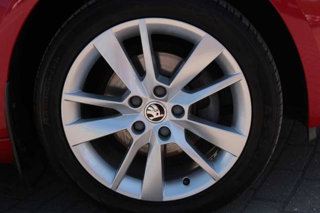 2018 Skoda Octavia Hatchback 1.4 TSI SE L (150PS) DSG