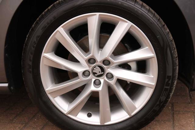 2025 Skoda Scala 5-Dr 1.0 TSI (116ps) SE L