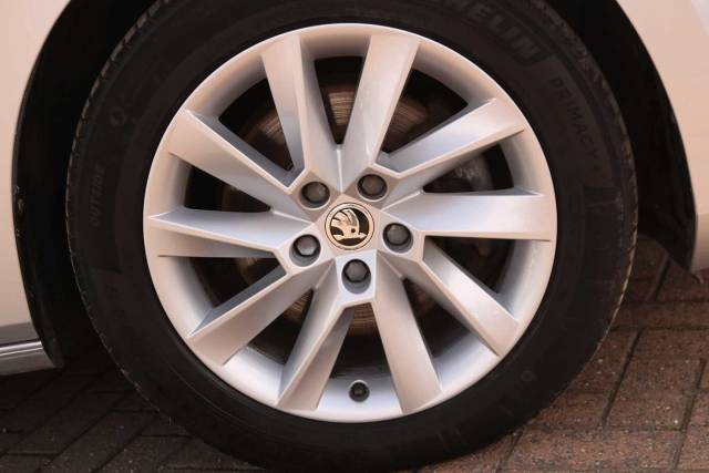 2022 Skoda Superb 2.0 TDI SE Technology 5dr
