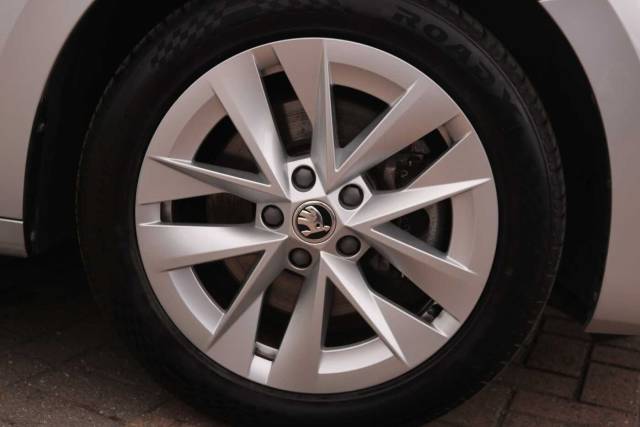 2021 Skoda Octavia 1.4 TSI iV SE Technology DSG 5dr