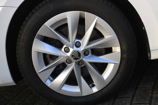 2022 Skoda Octavia 1.4 TSI iV SE Technology DSG 5dr