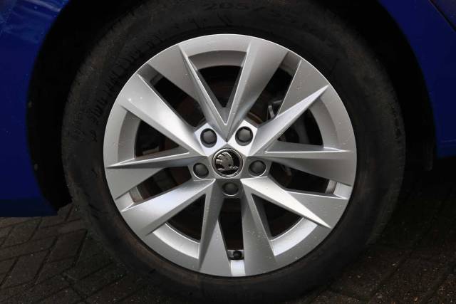 2023 Skoda Octavia 1.4 TSI iV SE L DSG 5dr