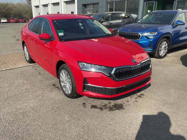 Skoda Octavia 2.0 TDI SE L Euro 6 (s/s) 5dr Hatchback Diesel Velvet Red