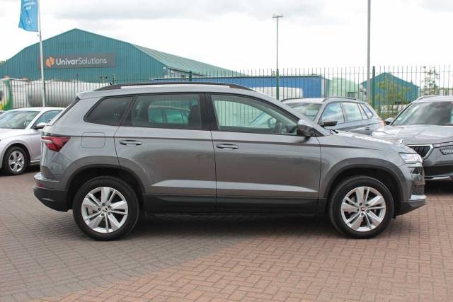 2024 Skoda Karoq 1.0 TSI 116 SE Drive 5dr