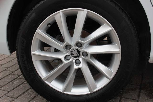 2025 Skoda Kamiq 1.0 TSI SE Edition 5dr