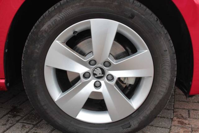 2025 Skoda Scala 1.0 TSI 116 SE Edition 5dr