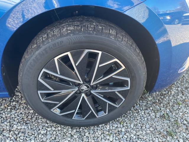 Skoda Kamiq 1.0 TSI Design Edition DSG Euro 6 (s/s) 5dr
